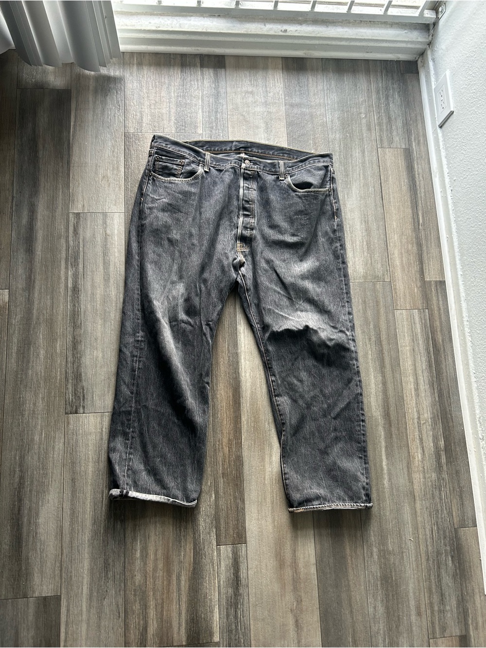 Levi's Men's Relaxed Jeans in Faded Black